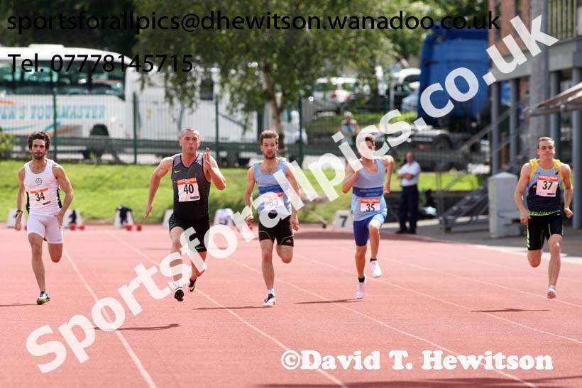 Richard Kilty ran 10.01 sec. in a 100 metres race at Hexham on Saturday, July 16th. Photo: David T. Hewitson/Sports for All Pics